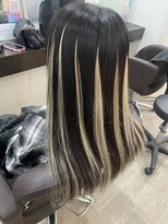 グランディールヘアデザイン(grandir hairdesign)&nbsp;ブロンドメッシュ！-Yurika-