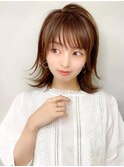 韓国風レイヤー/外ハネくびれ/ミディアムレイヤー/ぱっつん前髪