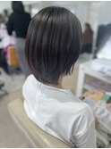 手ぐしで収まるカット