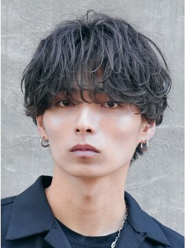 レタッチ バイ フィフス 天神大名(RETOUCH by fifth) 福岡天神ゆるめシャドウパーマメンズマッシュウルフカット緩め