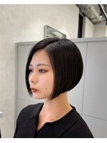 キートス(Kiitos)&nbsp;刈り上げ前下がりボブ　首元スッキリ