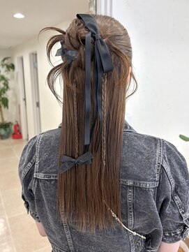 ディティカ ルーク(Dityca luk) ～カチモリhalf up～