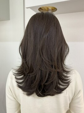 ムード(MOOD,) 暗めカラー/グランマッシュ[レイヤーカット/髪質改善/銀座]