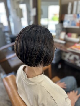 アート(art) 乾かすだけ◎ショートボブ