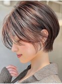 【レイヤー】オリーブベージュ・ショートボブ・イルミナカラー