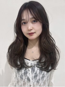 エアー 青山(AIR) 大人可愛いモテ髪ミディアムレイヤーカット秋冬トレンドカラ