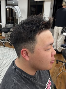 ザデイトウキョウ 表参道 青山(THE DAY TOKYO) MEN’S/サーフカール/刈り上げセンターパート/表参道駅/青山