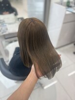 フォルテ ティアラ 横浜店(FORTE TIARA) 顔まわりレイヤー×オリーブベージュ艶髪