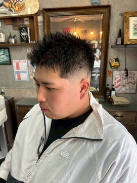 アールズ ヘア(R's hair) MEN’S HAIR/波巻きツイストスパイラル/リバースセンターパート