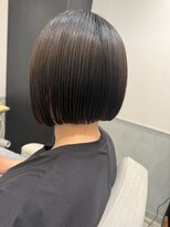 ルーシー(Lucy)&nbsp;切りっぱなしボブ