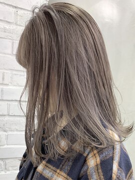 キラ 渋谷(KILLA) ミルクティーグレージュ_ワンサイドショートブランジュ【北間】