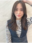 THOiRY【女性らしい柔らかヘア】似合わせ小顔艶髪ゆる巻きロング