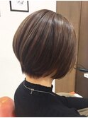 大人可愛い20代30代40代前下がりショートボブ丸みショート◎