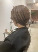 ショートボブ