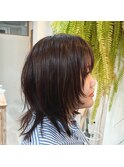 ミディアムウルフレイヤースタイル