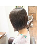 アルバ ヘアリゾート(ALBA)&nbsp;【ALBAさわ】首ラインがキレイに見える外ハネボブ　★☆