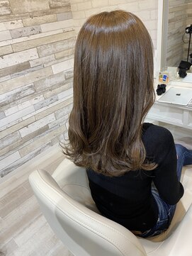 マーリャヘアー(mallia hair) セミロング