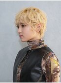 三軒茶屋_レディース_ショート_ハイトーン_ブリーチ_コテ巻き_