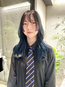 アン(un.) 顔周り×デザインカラー