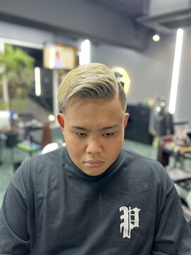 グリーディーフォックス 三軒茶屋(GreedyFOX) 波巻き/マッシュパーマ/ウルフ/ハイライト<理容室>三軒茶屋