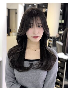 ワン バイ ジエクト(One by The Ect) 【レイヤーロング】似合わせカットフルバング黒髪アッシュカラー