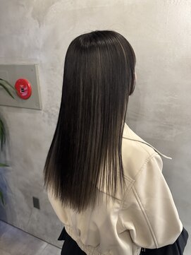 リリアーナ(LILIANA) アンブレラカラー デザインカラー インナーカラー コントラスト