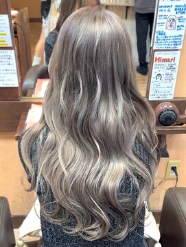 モアムー(Moremuu) グレージュカラー