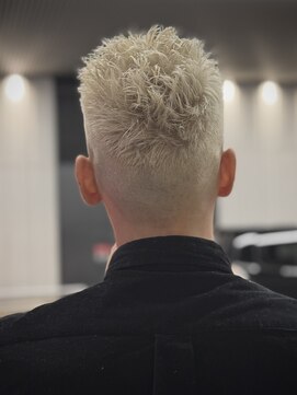 ヒロギンザ 大阪本店(HIRO GINZA) スキンフェード×ホワイトカラー×成人式×梅田