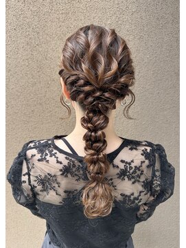 タリーゼ(TALISE) ゆるふわねじり一束