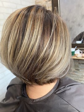 アトリエナガノツー 千葉富士見店(atelier nagano 2) ハイライトカラー/くびれヘア/レイヤーパーマ[千葉駅]