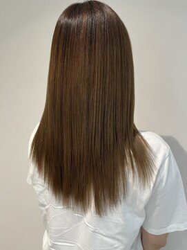 ルッソ チアロ(Lusso chiaro) ミディアムロング