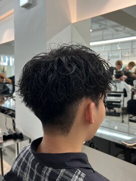 ゴールドシブヤ(GOALD SHIBUYA) 【リアルお客様スタイル】黒髪刈り上げツイストマッシュ