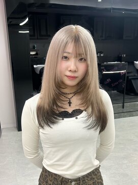 ジーナリア(Xena ria) 《Kaede》ミルクティーベージュ×ブラウン×レイヤー