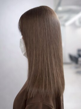 コタ 水戸(COHTA) レイヤーカットミルクティーベージュブリーチなしダブルカラー