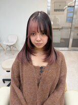 イェッカ パビル(YECCA pabil)&nbsp;ピンクとブラックのデザインカラー