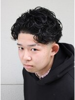 フリークバーバーショップ 河原町三条店(FREAK BARBER SHOP) 海外ヘア/スパイラルパーマ/メンズショート/河原町三条F