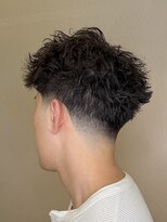 クオンヒール 淀屋橋店(QUON HEAL) ツイストピンパーマ/テーパーフェード/ベリーショート/△