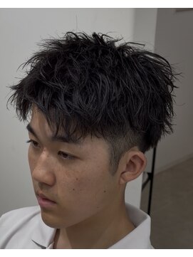ベル 桑名(BHEL) 桑名フェザーショートシャドウパーマセンターパートウルフゆるめ