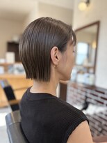 ヴィント(Vint.)&nbsp;首元が綺麗な大人めミニボブショート