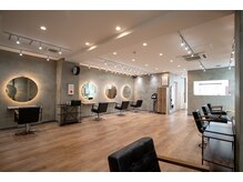 アグ ヘアー リース 本町店(Agu hair re:s)の雰囲気（ゆったりくつろげる居心地のいい空間です♪）