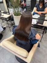 シシ 新宿(She 2.)&nbsp;ショコラブラウン/艶髪ロング/髪質改善ストレート/美髪/透明感