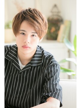 リネット ヨコハマ バイ リトル(linette yokohama by little) カジュアル横分けショート