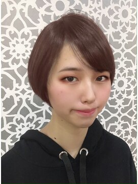 アトリエ ヴィサージュ 稲毛海岸店(ATELIER VISAGE) フェザーショートボブ