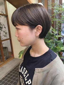 イーズ(e's) キュッとまとまるコンパクトショート