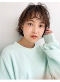 ふわくしゅっとした質感のショートボブ