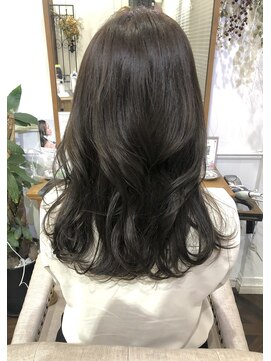 アトリエメルシー 代々木(atelier merci) ダークアッシュ/大人かわいい/カール/シアーカラー