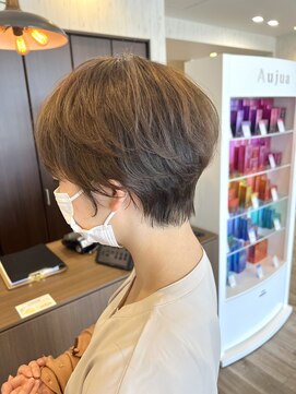 ロンド ヘアー(Rondo. Hair) 華やか可愛い丸みショート