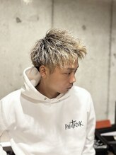 《アップパンク×フェードスタイル》大人男性の印象◎ビジネスマン向けメンズスタイル【メンズ】