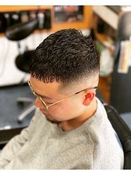 バーバーショップ エイチツー(BARBERSHOP H2) 濡れパン