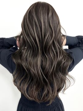 ジルブラン 横浜関内(JIL BLAN) ハイライトダブルカラーレイヤーカットベージュカラーハイトーン